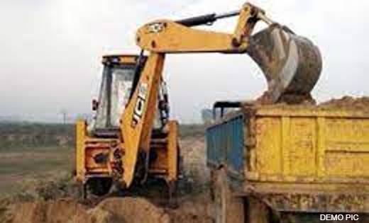 रेत का अवैध रूप से उत्खनन एवं परिवहन करते 22 वाहनों पर की गई... - CG Sandesh