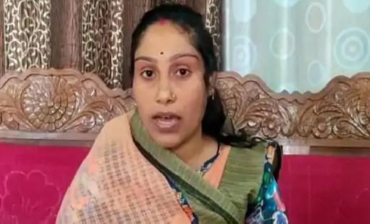 महिला पार्षद ने पीएम आवास दिलाने के नाम पर लिए लाखों रुपये, ... - CG Sandesh