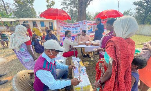 संवेदनशील इलाके में लगे स्वास्थ्य शिविर में 3 जिलों के ग्राम... - CG Sandesh