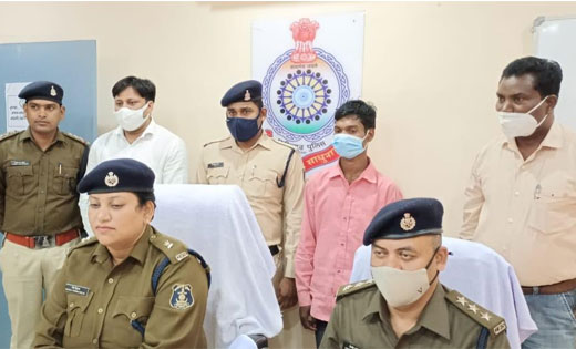 पिथौरा : ग्राम भिथीडिह के खेत में मिले मृतक मुकेश भोई के शव ... - CG Sandesh