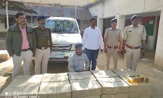 बड़ी कार्रवाई: 18 लाख रुपये की अवैध शराब सहित टाटा सफारी एवं ... - CG Sandesh