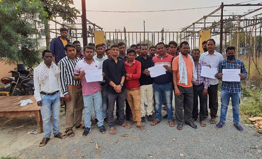 सरायपाली : ढोलकिया ठेकेदार पर प्रशासन मेहरबान ! कर्मचारी खा ... - CG Sandesh