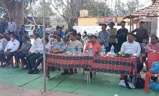 थाना मरवाही परिसर में आयोजित तीन दिवसीय डे नाइट पुलिस जन मैत्री वालीवाल का शानदार शुरुआत
