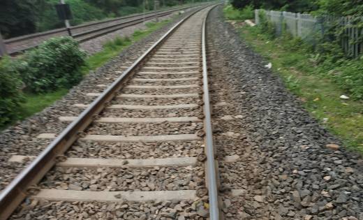 महासमुंद: ट्रेन से कटकर व्यक्ति की मौत