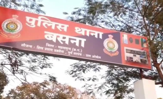 बसना : रोड में धुल आ रहा है कहकर गाँव के लोगों ने रोकी गाड़िय... - CG Sandesh