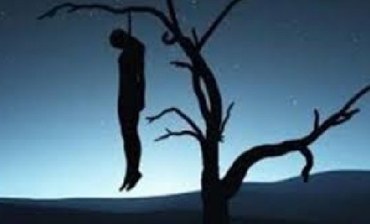 तेन्दूकोना: जंगल में पेड़ पर गमछा से लगाईं फांसी - CG Sandesh