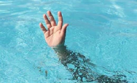 बागबाहरा: नाला में नहाते समय डूबने से मौत - CG Sandesh