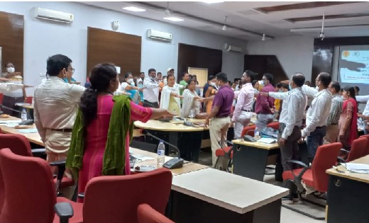 बस्तर के नौ लाख से अधिक लोगों की होगी टीबी जांच - CG Sandesh