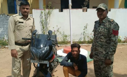 सरायपाली : 35 लीटर महुआ शराब के साथ युवक गिरफ्तार 
