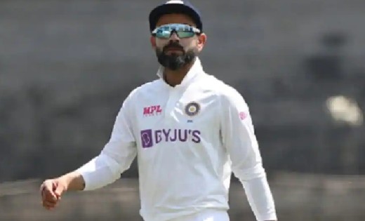 विराट कोहली के साथ सेल्फी लेने वाले 4 फैन्स के खिलाफ मामला द... - CG Sandesh
