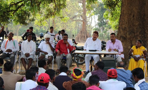 विधायक चंदन कश्यप ने कांग्रेस कार्यकर्ताओ का लिया समीक्षा बै... - CG Sandesh