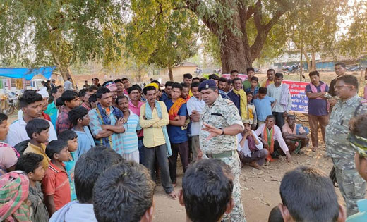 परतापुर पुलिस द्वारा अति संवेदनशील नक्सल प्रभावित क्षेत्र में चलाया गया जन जागरण अभियान