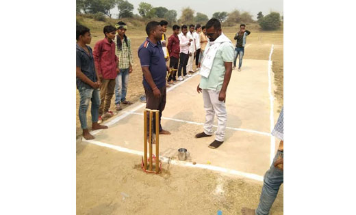 बरपेलाडीह प्रीमियर क्रिकेट उद्घाटन मैच में जगत ने सिरको को 7... - CG Sandesh