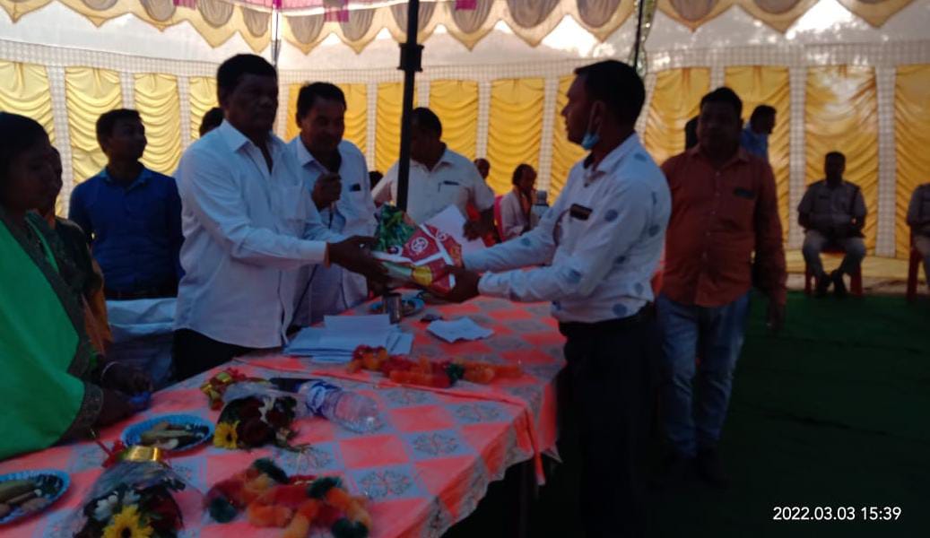 सरायपाली : विधायक नंद द्वारा किया गया 69 हितग्राहियों को वना... - CG Sandesh