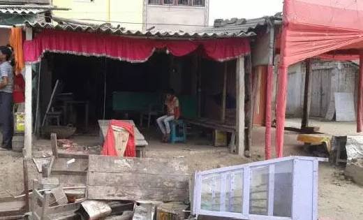  कसाईखाने में मुर्गा न मिलने पर मचा बवाल , डंडा और चाकू से क... - CG Sandesh