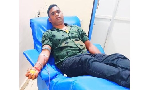 सरायपाली: बेटी के जन्म की खुशी पर किया रक्तदान - CG Sandesh