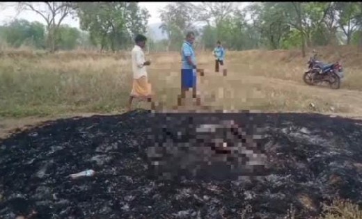 सरायपाली : खेत में मिली अज्ञात महिला की जली हुई लाश - CG Sandesh