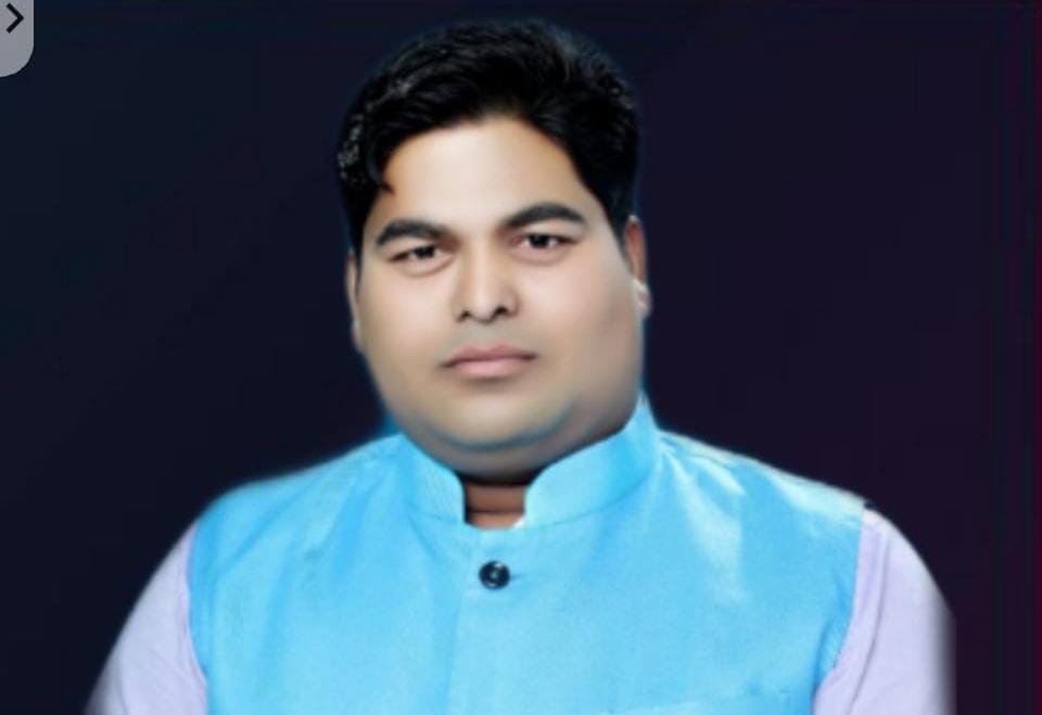 बसना : सहकारी समिति अध्यक्ष ने किया जनहित कार्य, भीषण गर्मी ... - CG Sandesh