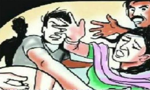 सांकरा : पुरानी बातों को लेकर हाथ मुक्का लाठी डंडा से मारपीट.
