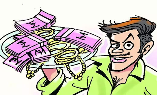 तुमगाँव : घर अंदर घुसकर पेटी में रखे 63 हजार का सामान व नगदी रकम चोरी.