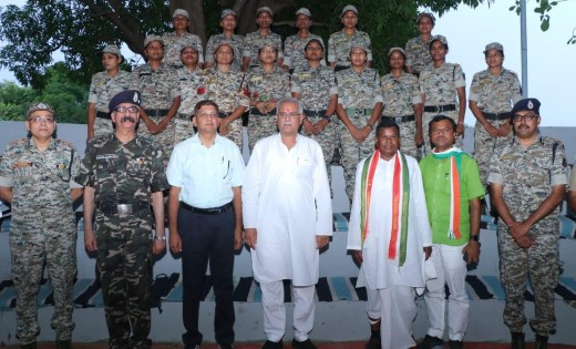 पहले वर्दी देख कर लोग भाग जाते थे, अब सुरक्षाबलों के कैम्प स... - CG Sandesh