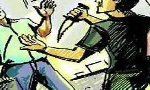 बागबाहरा : गाली गुप्तार करने से मना करने वाले कौन होते हो कहकर चाकू से किया हमला