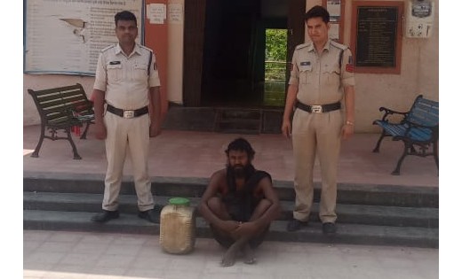 बागबाहरा : अवैध शराब बिक्री करते एक गिरफ्तार - CG Sandesh