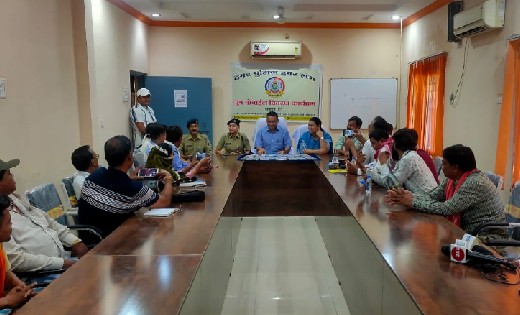 महासमुंद : 35 नग गुम मोबाईल  रिकवर कर मोबाईल धारको को सौंपा गया
