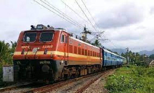 रेल यात्रा में मास्क लगाना हुआ अनिवार्य - CG Sandesh