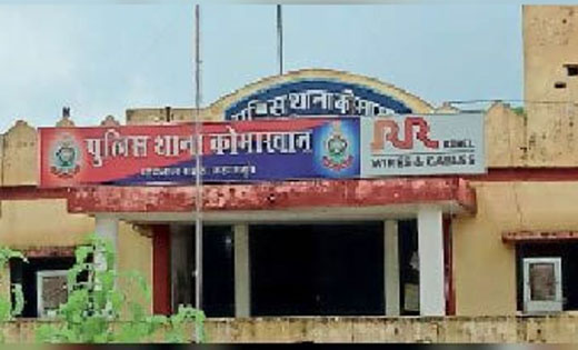 कोमाखान : हाथ में तलवार लेकर पेट्रोल पंप के कर्मचारियो को डराने धमकाने वाला गिरफ्तार.