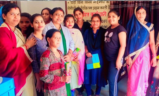 बसना : हेल्थ वेलनेस सेंटर सिंघनपुर  में मनाया गया माहवारी स्... - CG Sandesh