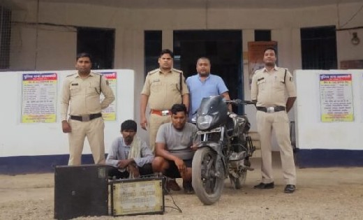 सरायपाली : चोरी के सामान को बेचने के लिए ग्राहक तलाश रहे 2 य... - CG Sandesh