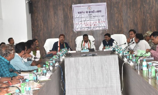 प्रभारी मंत्री कवासी लखमा ने जिले में संचालित विकास कार्यों ... - CG Sandesh