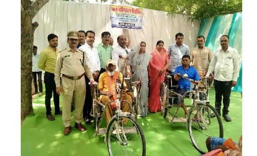 बसना : भंवरपुर जन चौपाल शिविर में दो हितग्राहियों को मिला ट्... - CG Sandesh