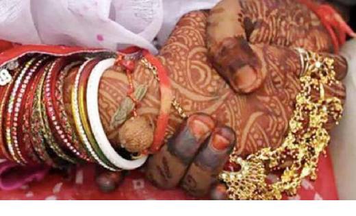 बेटे ने कर ली सौतेली मां से शादी! शिकायत लेकर थाने पहुंचा पि... - CG Sandesh