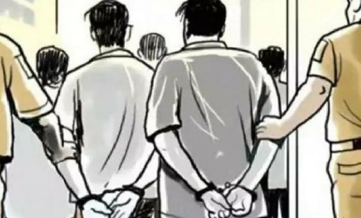 महासमुन्द : लोहे का धारदार हथियार के साथ डराने धमकाने वाले 02 गिरफ्तार