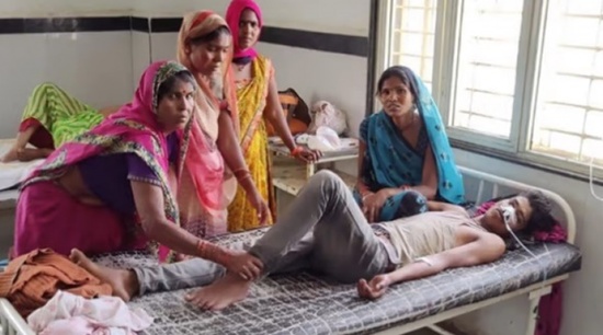 चखने में नमक की जगह चाटता रहा चूहें मारने का जहर, हालत गंभीर - CG Sandesh