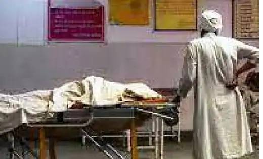     परिवार ने रात को खाया था साथ खाना ,सुबह तक तीनों उठे नही... - CG Sandesh