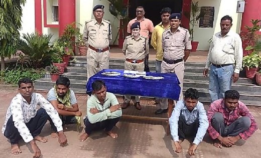 बसना : नकली सोना बेच कर ठगी करने वाले 5 गिरफ्तार, 2 फरार - CG Sandesh