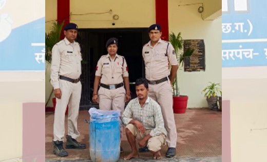 बसना : शराब कोचियों पर पुलिस की कार्रवाई, 50 लीटर अवैध शराब के साथ 1 गिरफ्तार