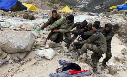 अमरनाथ हादसे में 15 श्रद्धालुओं की मौत, 40 लापता - CG Sandesh