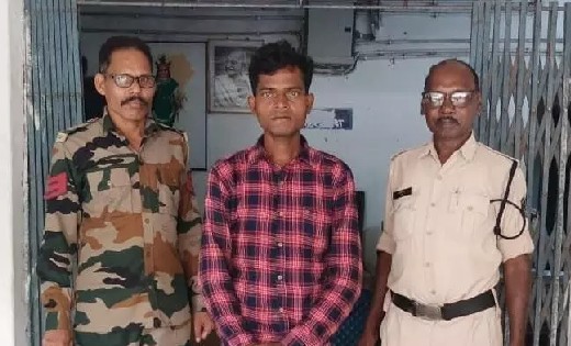 पड़ोसी ने मारा थप्पड़ और अश्लील हरकत कर महिला के हाथो को मरोड ... - CG Sandesh
