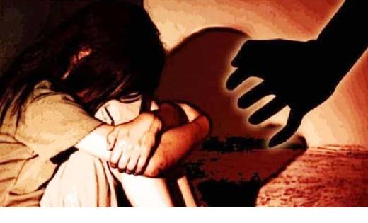 13 साल की लड़की को कई दिनों से पेट में हो रहा था दर्द, जांच ... - CG Sandesh