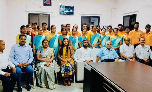 बसना : स्कूल शिक्षा प्रमुख सचिव डॉ. शुक्ला ने स्वामी आत्मानं... - CG Sandesh