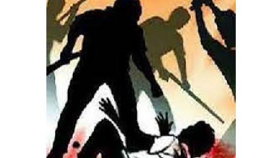 बागबाहरा : पति पत्नी के बीच बोलने वाले कौन होते हो कहकर लोहे... - CG Sandesh