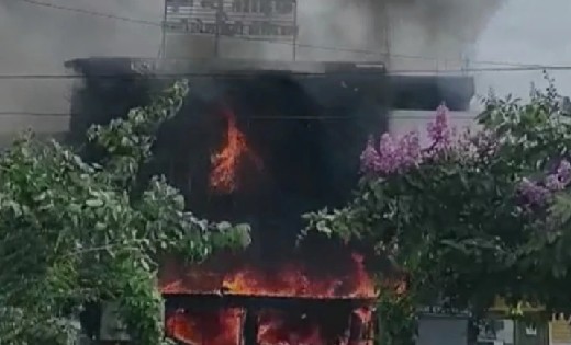 अस्पताल में लगी भीषण आग, 8 की मौत - CG Sandesh