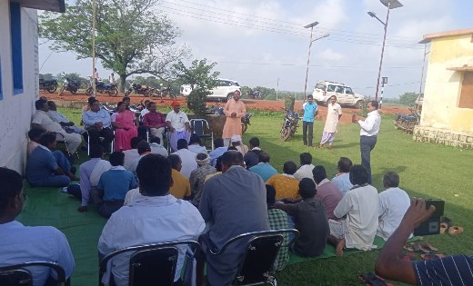 जशपुर : बाक्साइड उत्खनन का किया जा रहा विरोध