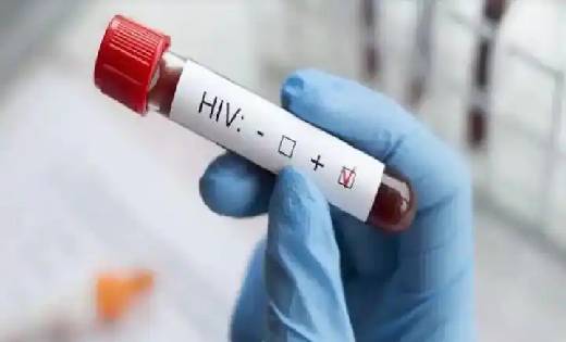  HIV पॉजिटिव लड़के से इश्क, प्यार साबित करने के लिए युवती ने... - CG Sandesh