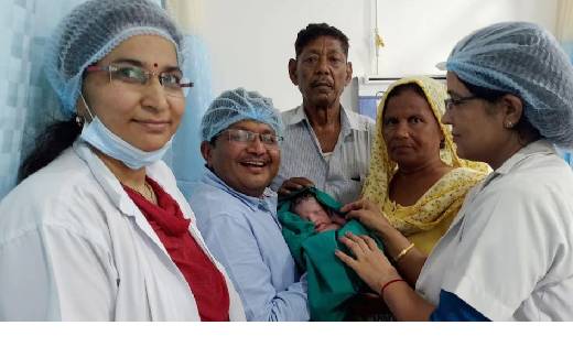 70 साल की उम्र में मां बनी महिला, शादी के 54 साल बाद घर में ... - CG Sandesh