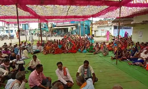 बालोद जिले के इस गांव में ग्रामीणों ने की शराबबंदी, शराब बेच... - CG Sandesh